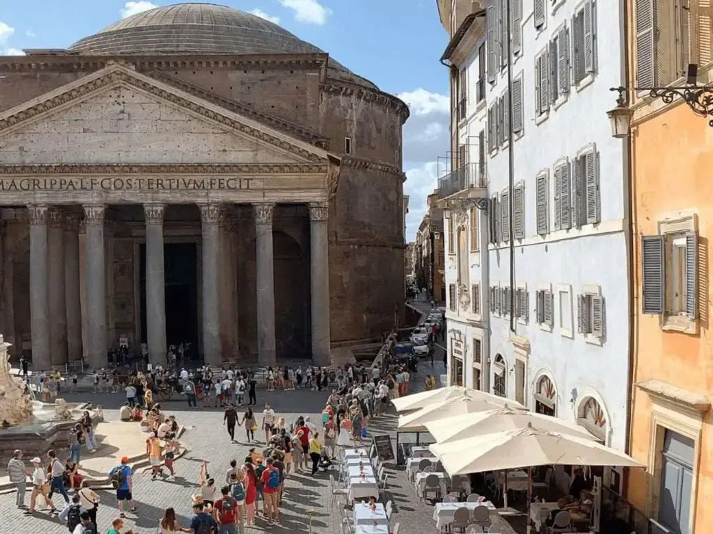Foto - Al Pantheon Con Thomas Mann