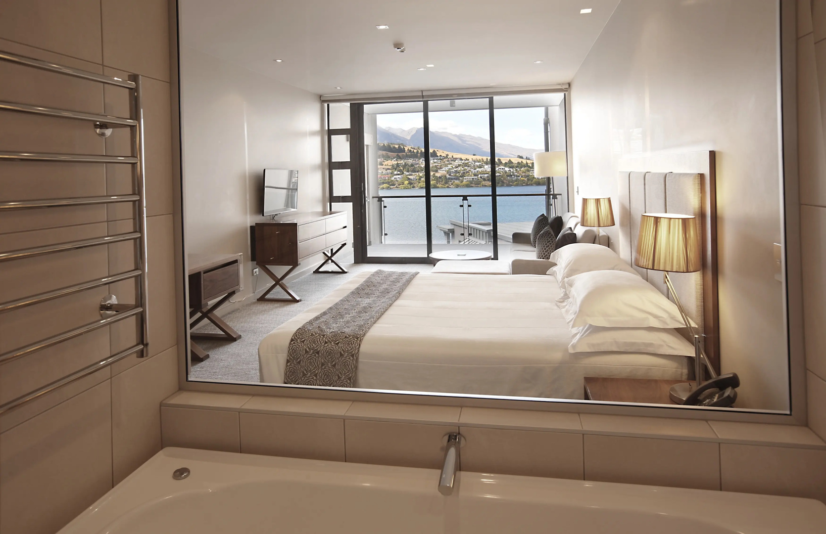 Foto - The Rees Hotel & Luxury Apartments