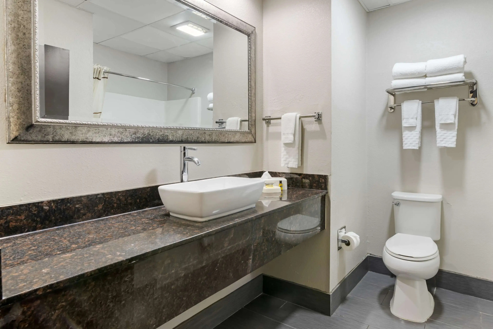 Foto - Best Western Savannah Airport Inn & Suites