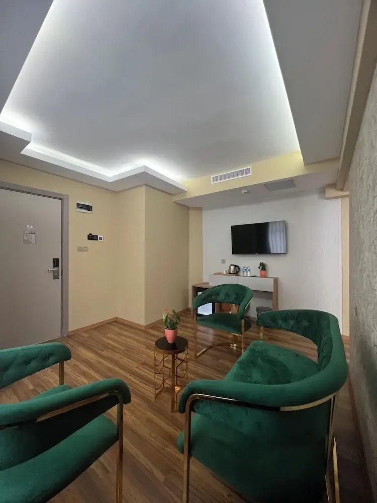 Photo - Özer Palace Hotel