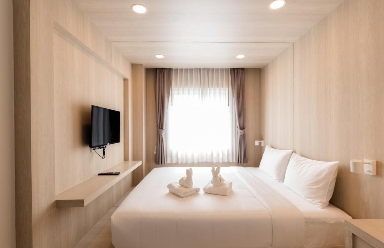 Photo - Nappiness Hotel