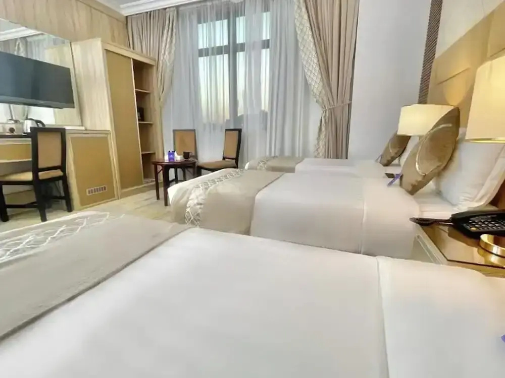Photo - Al Mukhtara International Hotel