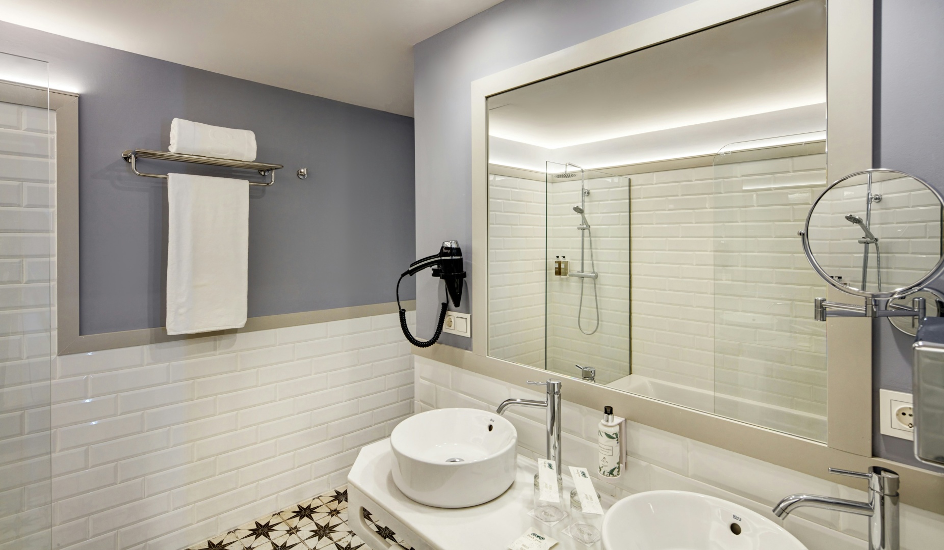 Photo - Sercotel Granada Suites