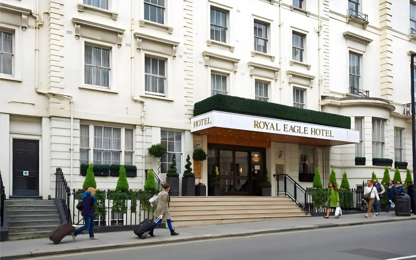 Photo - Royal Eagle Hotel