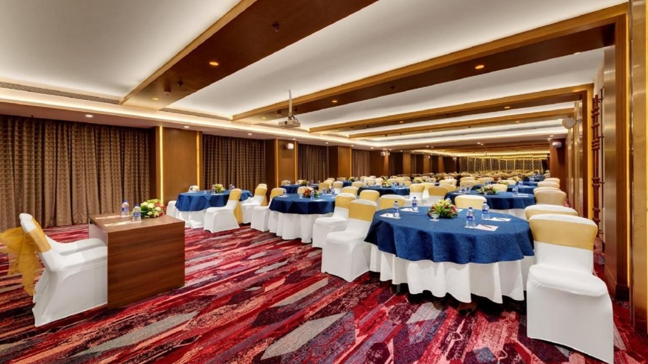 Photo - The Fern Mumbai, Goregaon, Series by Marriott