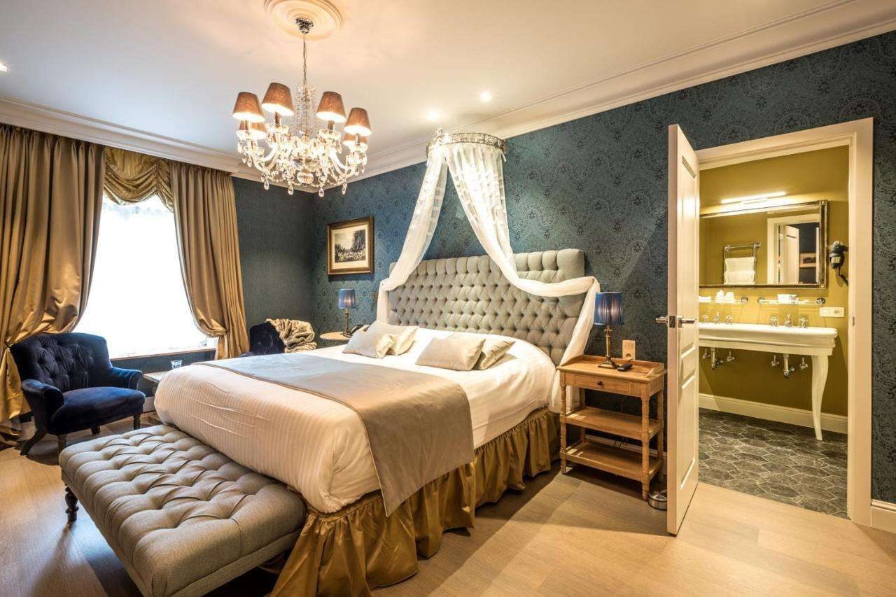 Photo - Hotel de Castillion