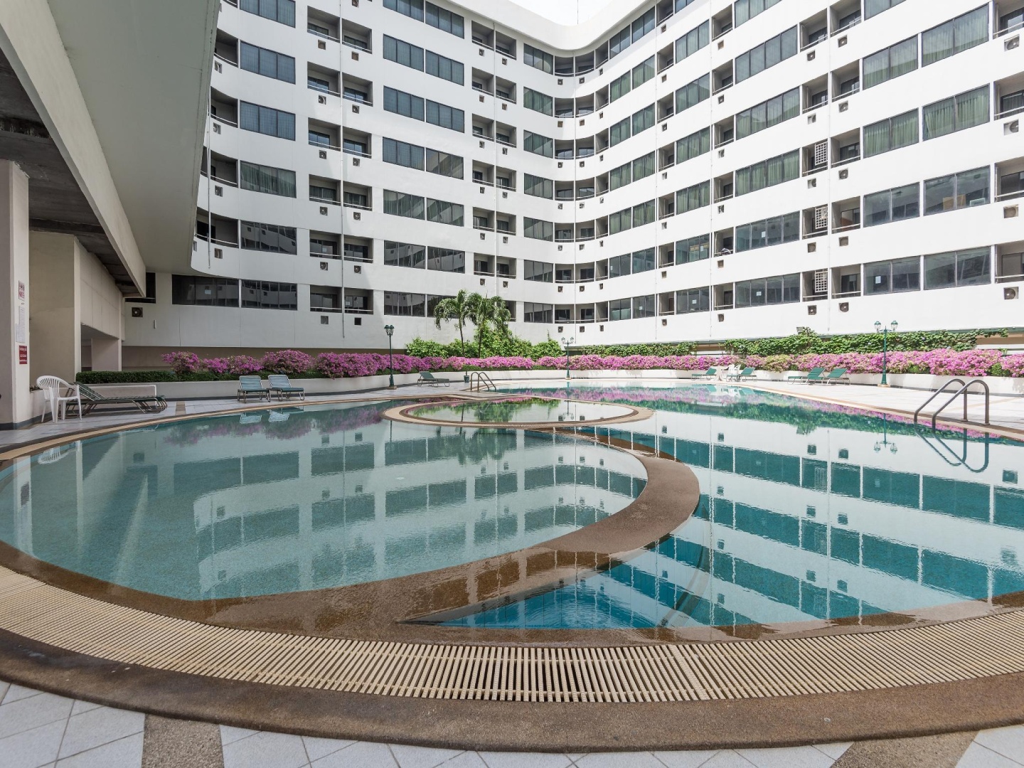 Photo - Asia Airport Hotel