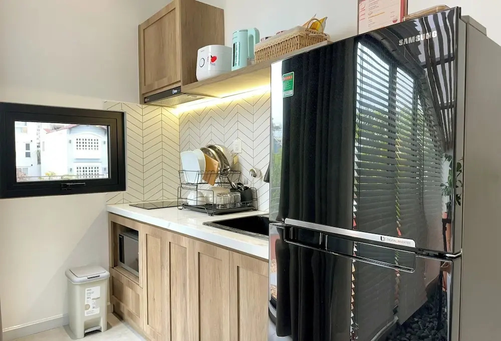 Photo - Kin Wander Tân Phong, The Moonage