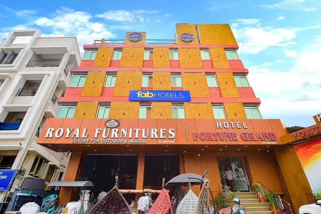 Foto - FabHotel Fortune Grand - Nr Lakdikapul Metro Station