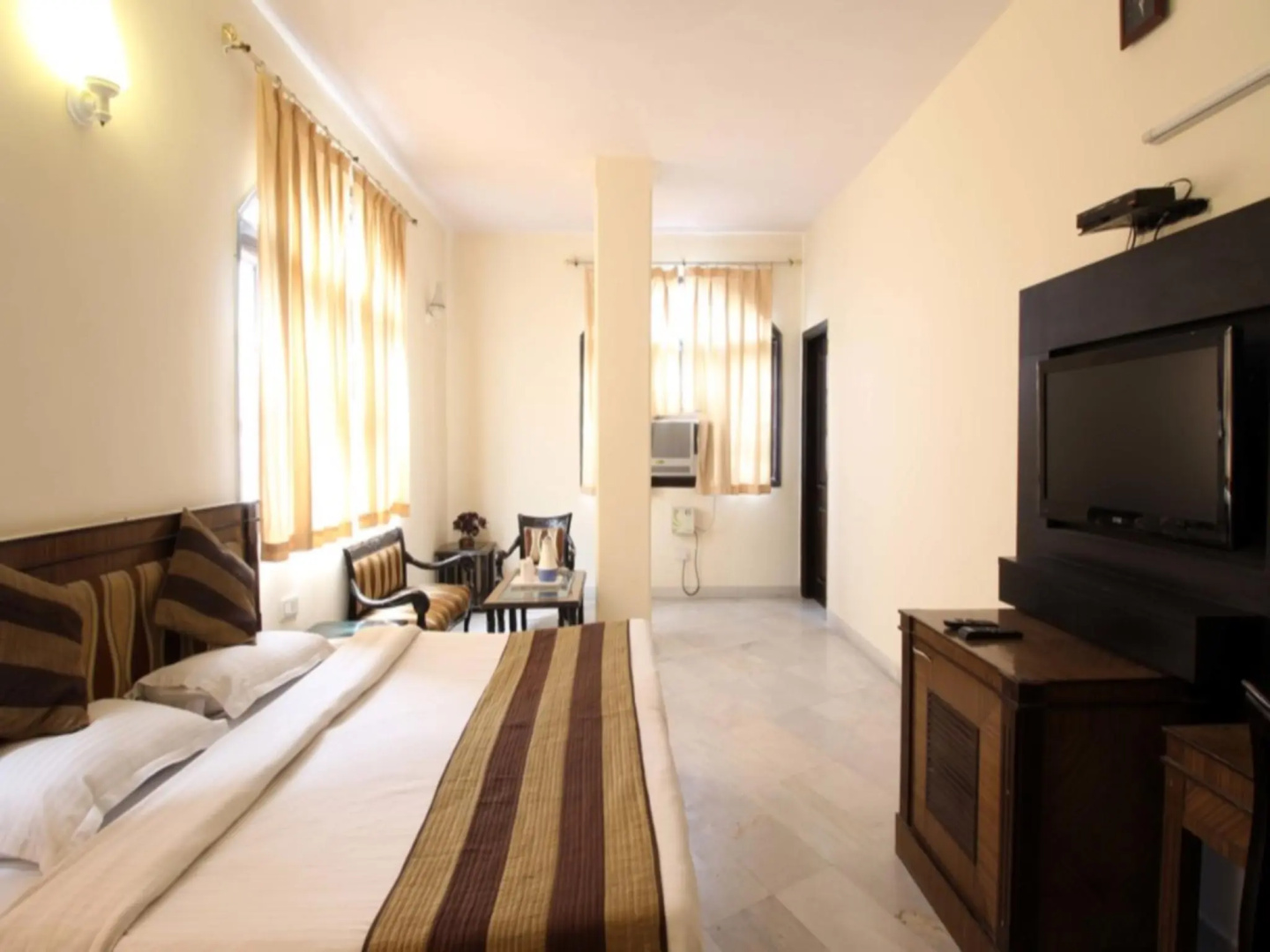 Foto - Hotel Grand Central Near Karolbagh Metro
