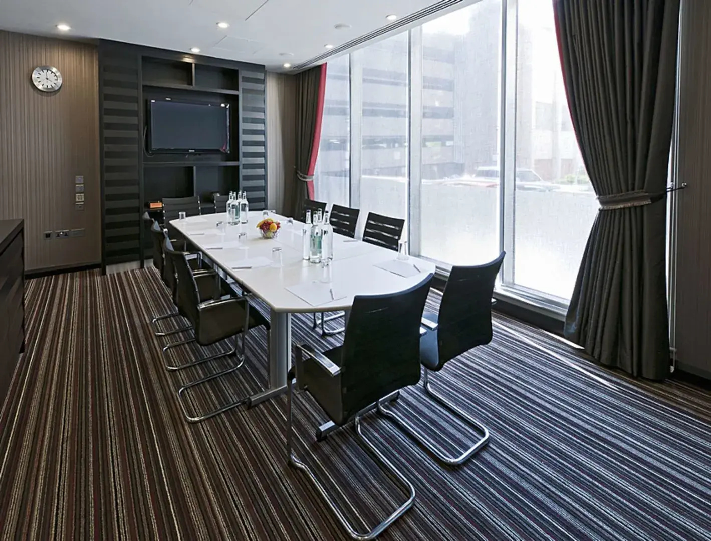 Foto - DoubleTree by Hilton Hotel Woking