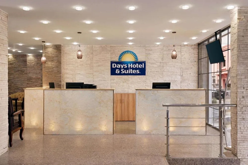 Days Hotel and Suites by Wyndham Dakar