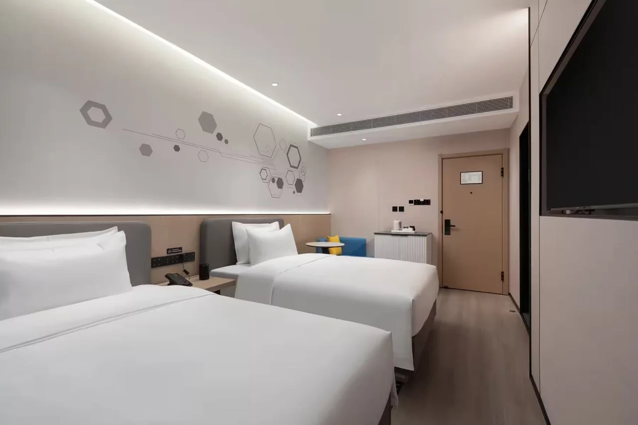 Microtel By Wyndham Xian Beilin