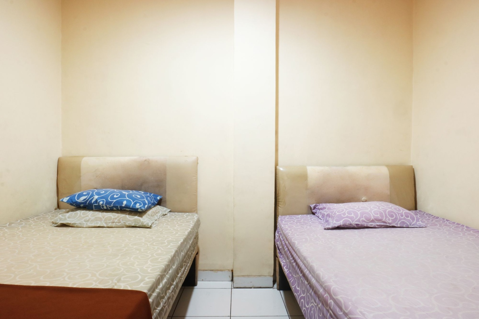 Photo - Hotel O Mangga Besar Near Mangga Besar Station Formerly Warna Warni Residence