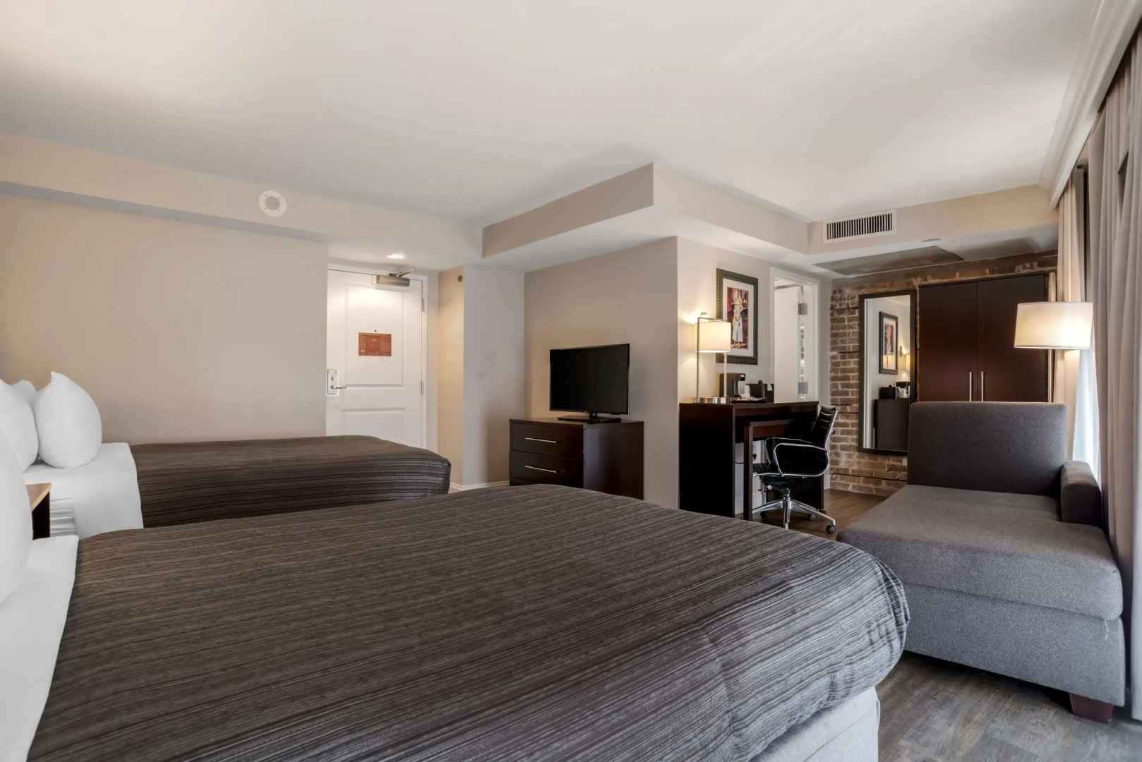 Photo - Best Western Plus St. Christopher Hotel