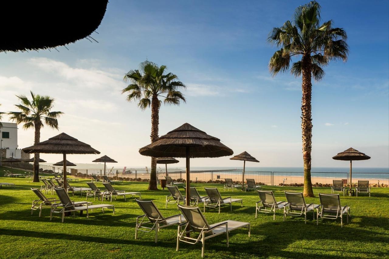 Photo - AP Oriental Beach