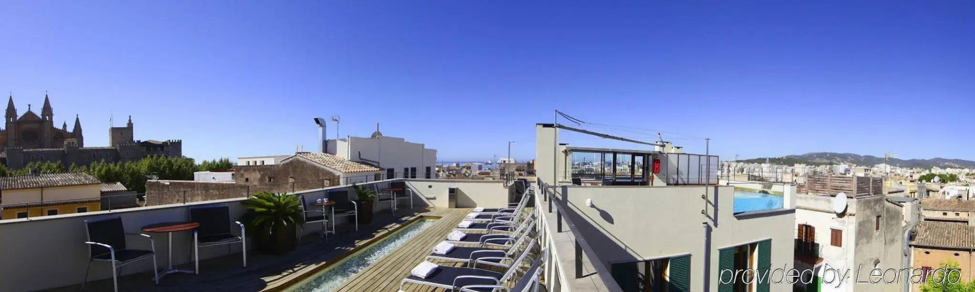 Foto - Petit Palace Hotel Tres