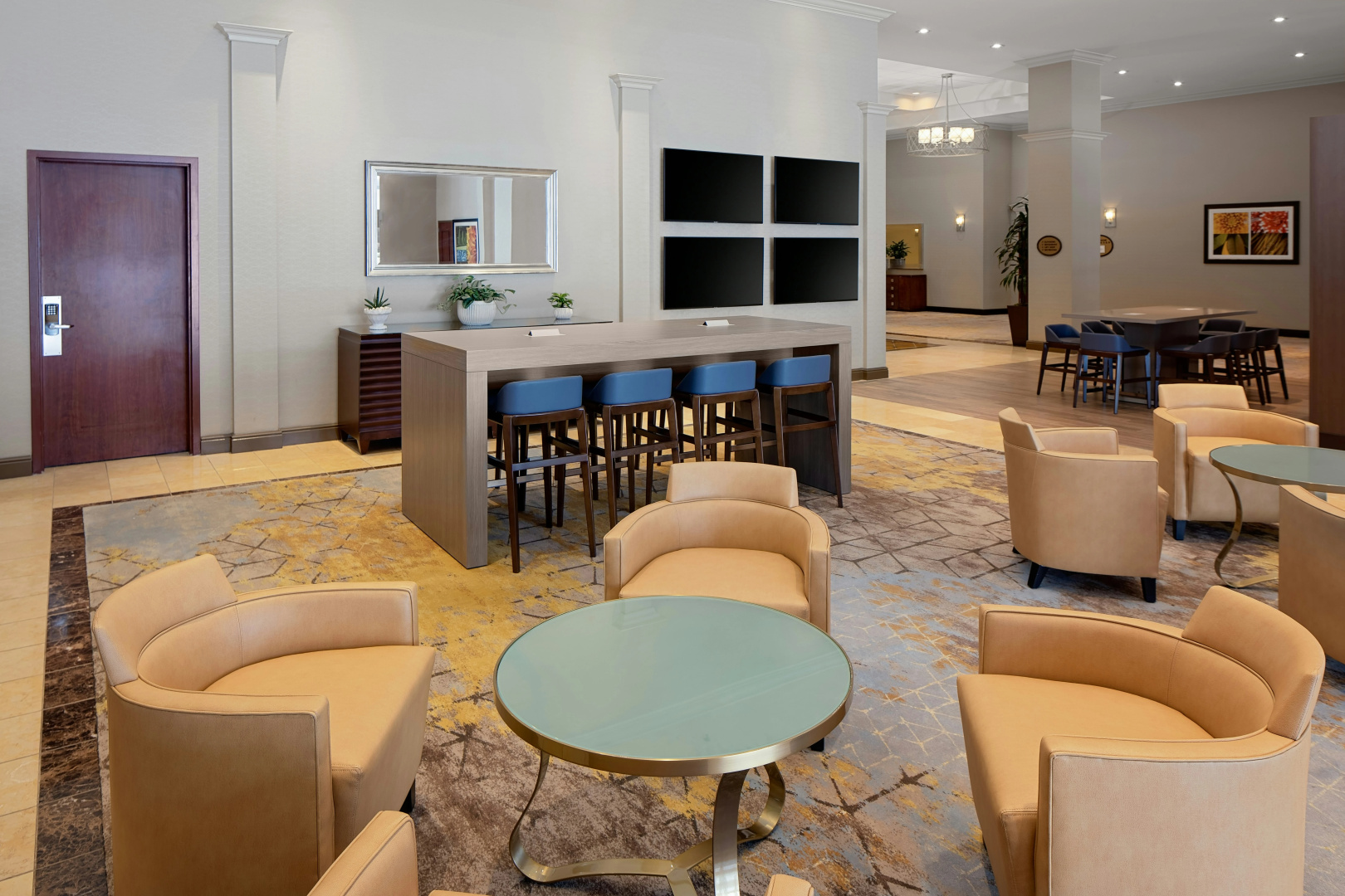 Foto - Hotel Zessa Orange County Airport, a DoubleTree by Hilton