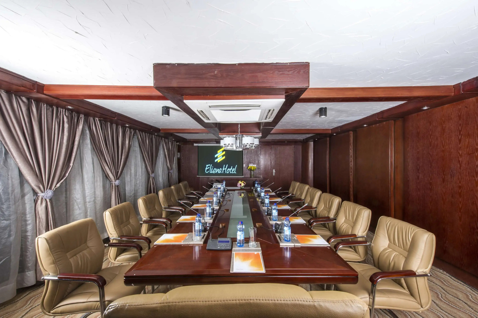 Foto - Grand Eliana Hotel Conference & Spa