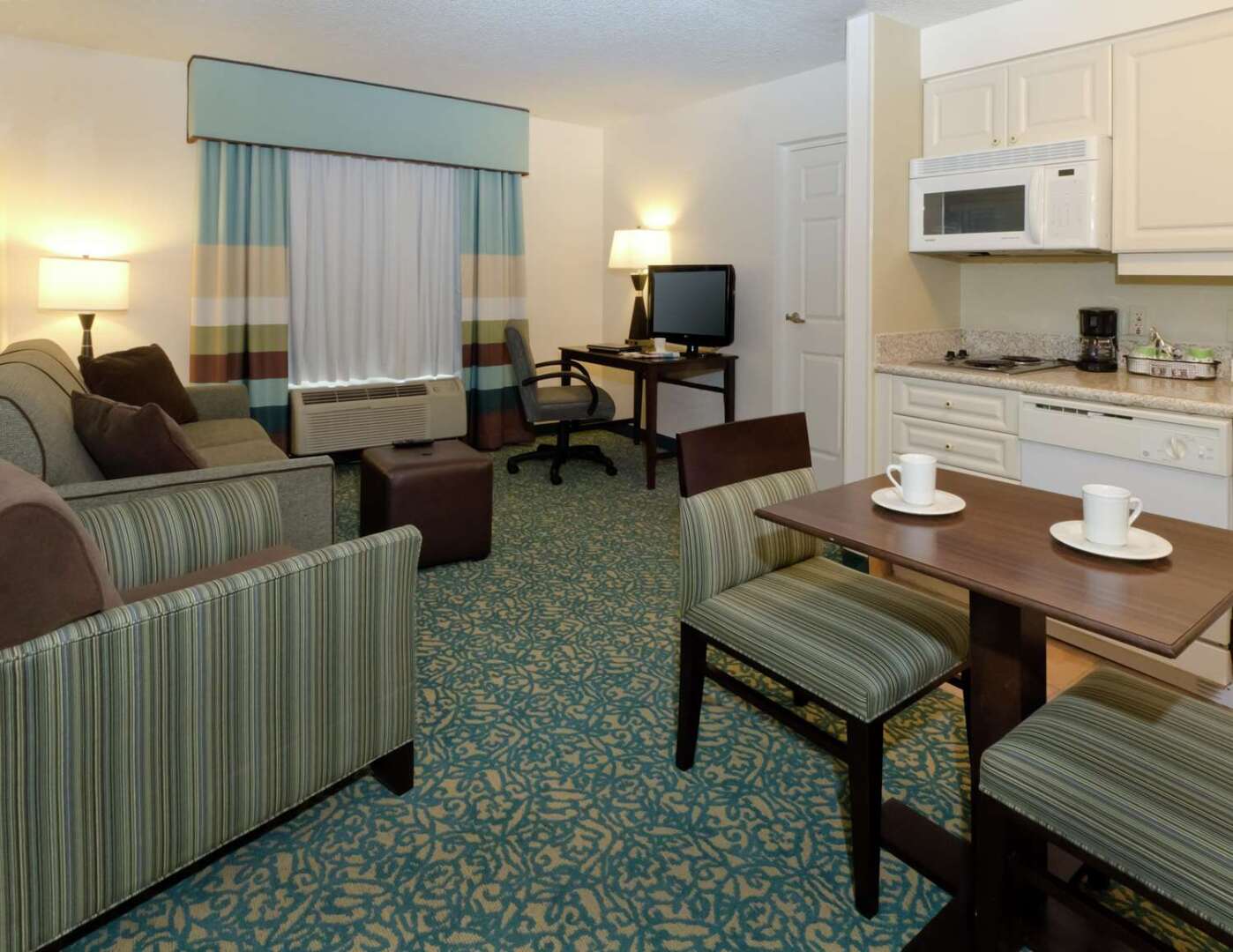 Photo - Hampton Inn & Suites Miami-Doral Dolphin Mall