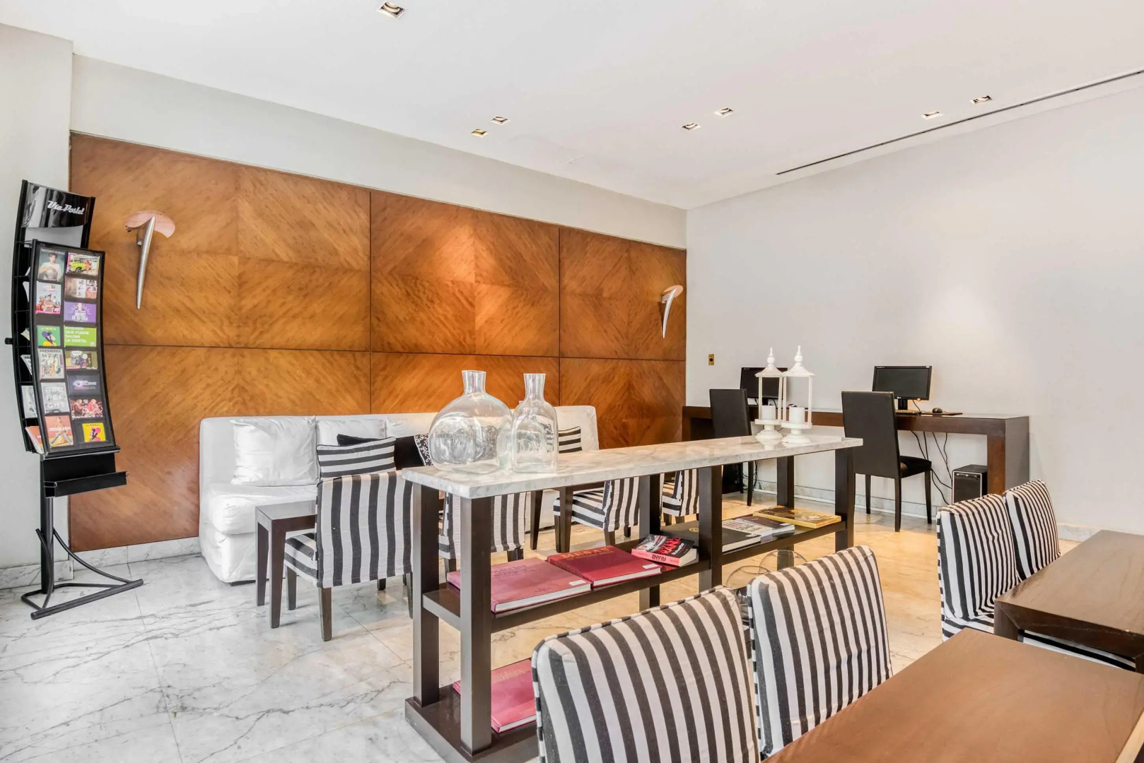 Foto - Broadway Hotel & Suites