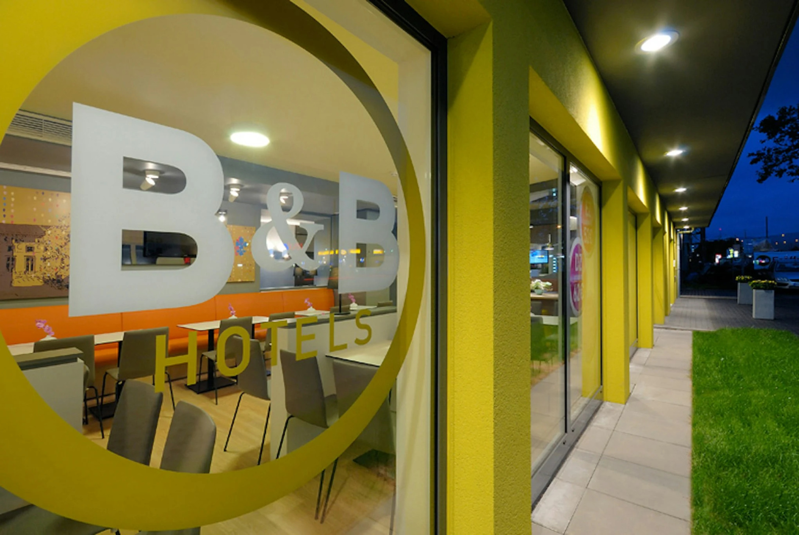 Foto - B&B HOTEL Wiesbaden-Hbf