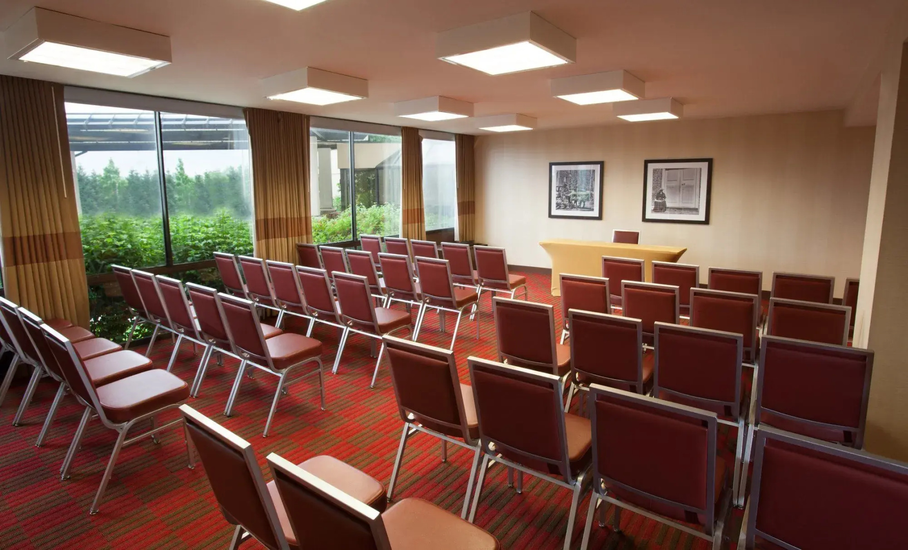 Photo - Four Points by Sheraton Philadelphia Northeast