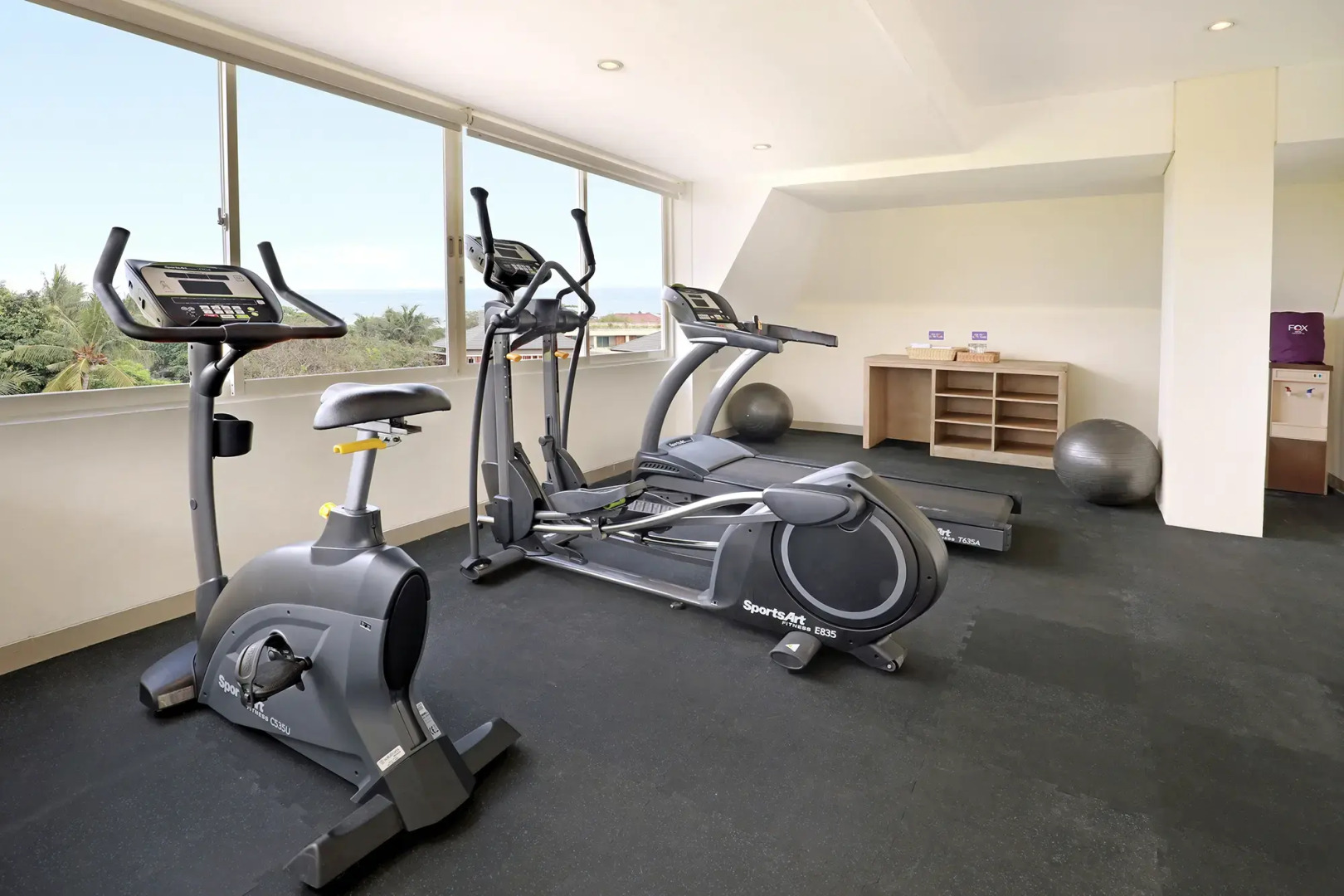 Photo - FOX Hotel Jimbaran Beach Bali