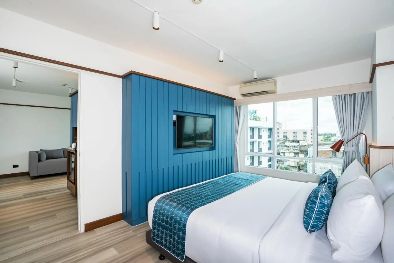 Photo - Hotel Amber Sukhumvit 85
