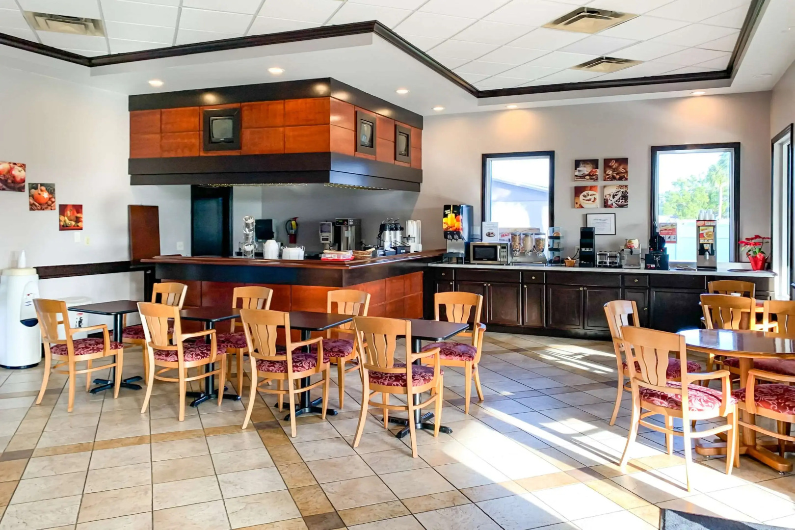 Foto - Rodeway Inn Sun City Center