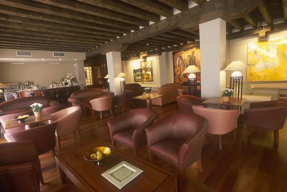 Photo - Hotel El Rancho