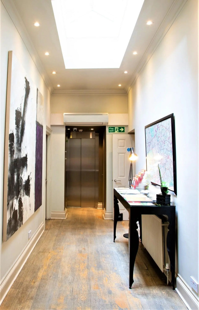 Photo - The Sumner Hotel