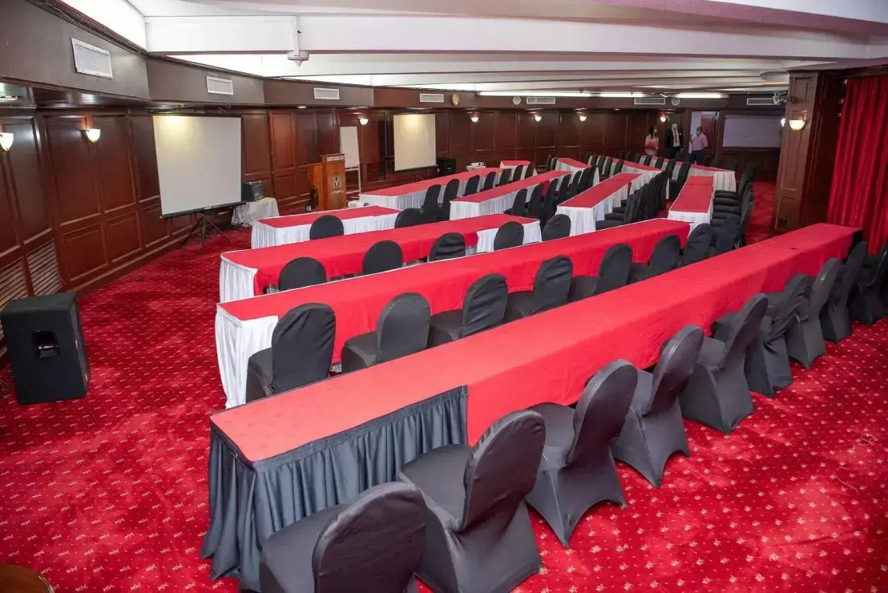 Photo - Nairobi Safari Club by Swiss-Belhotel