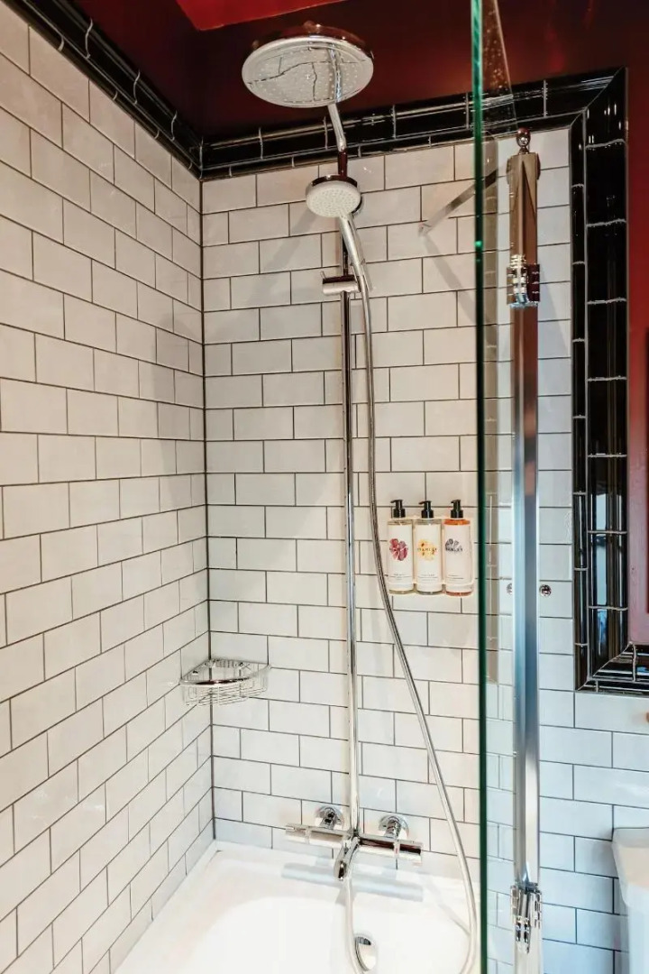 Photo - Hand & Flower