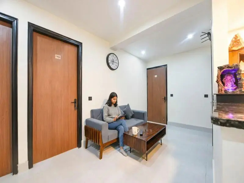 Photo - Fabhotel Rr Premium
