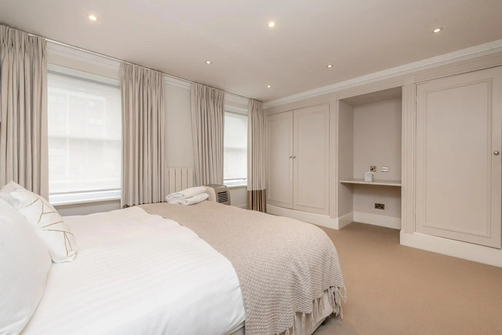 Foto - Queensgate Court Apartments