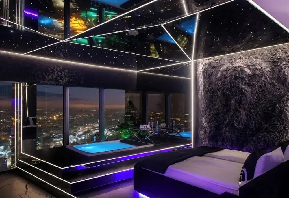 Photo - 30th+ Floor Apartments in Sky Tower