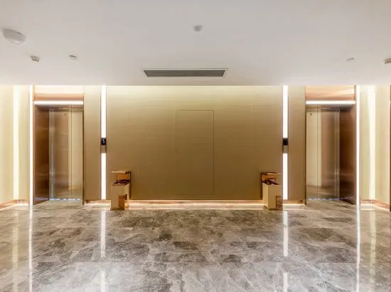 Lavande Hotel (Sihui High-tech Development Zone Dawang Plaza)