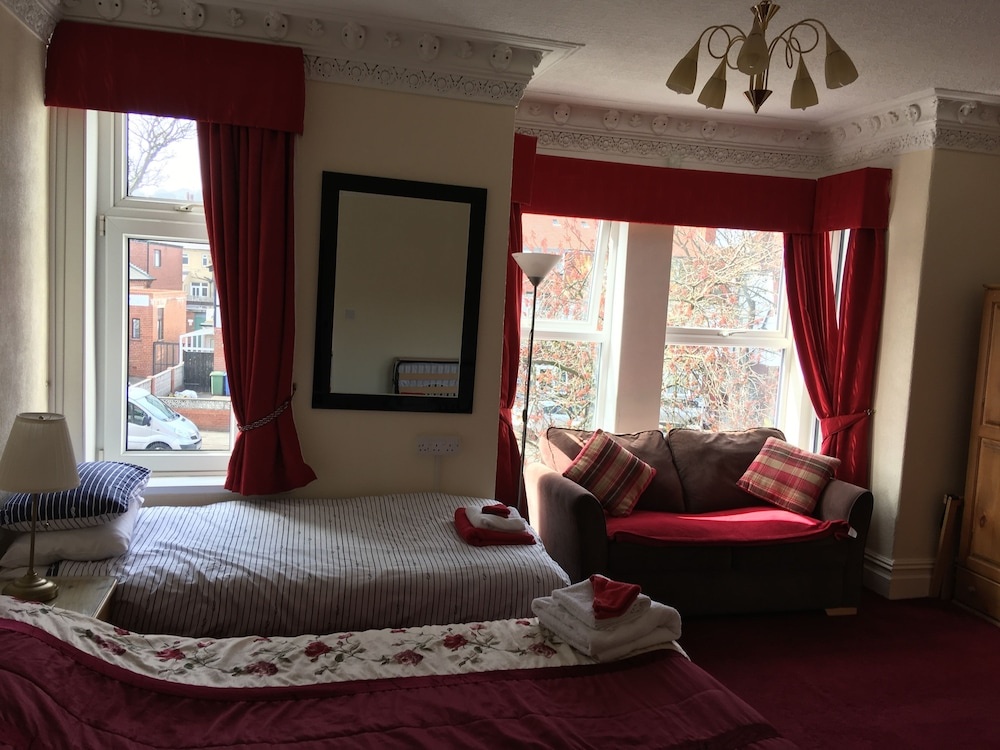 Robyns Guest House