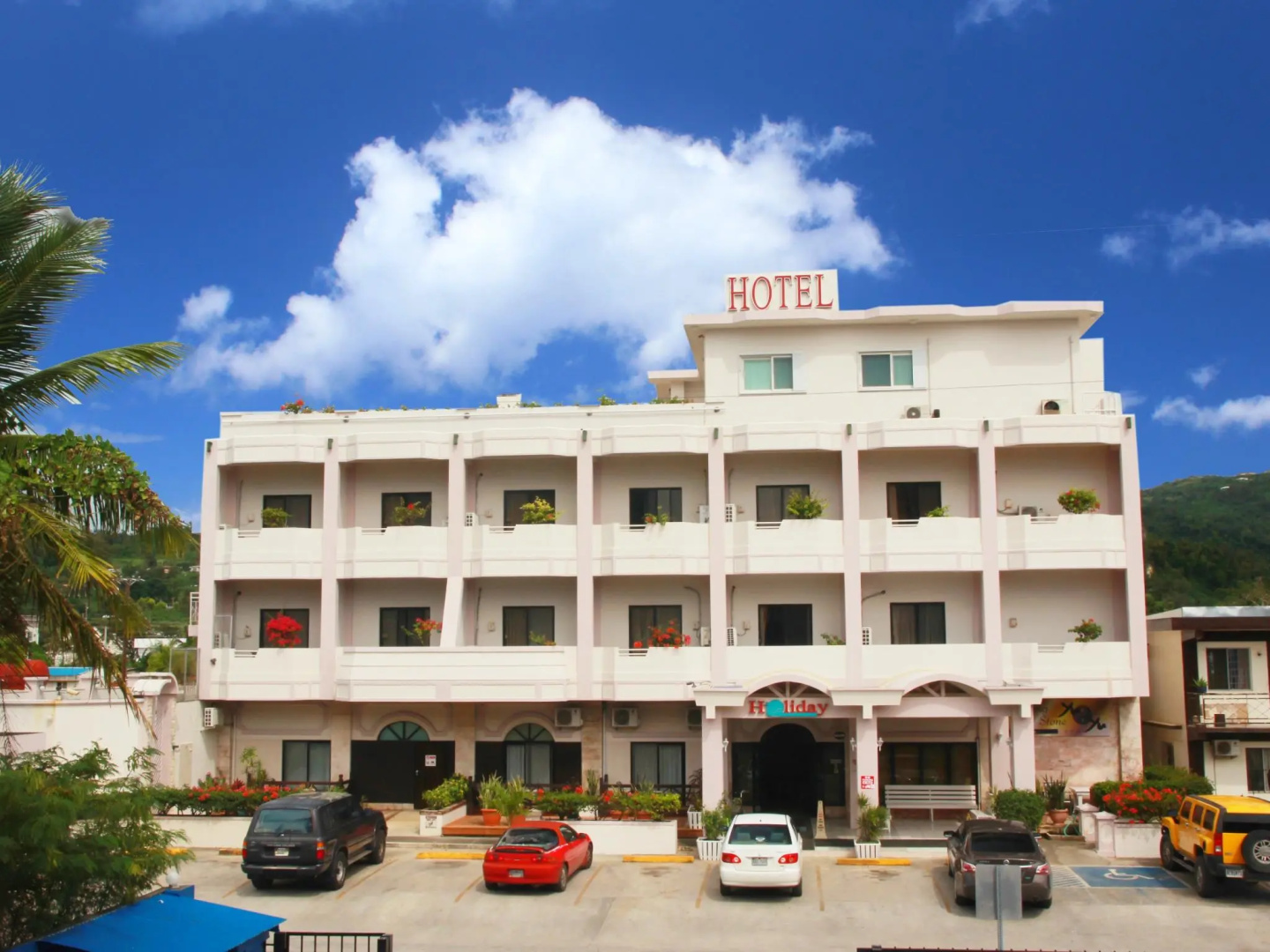 Holiday Saipan Hotel — фото 1