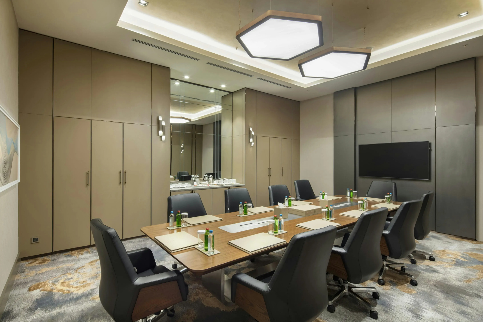 Photo - DoubleTree by Hilton Skopje