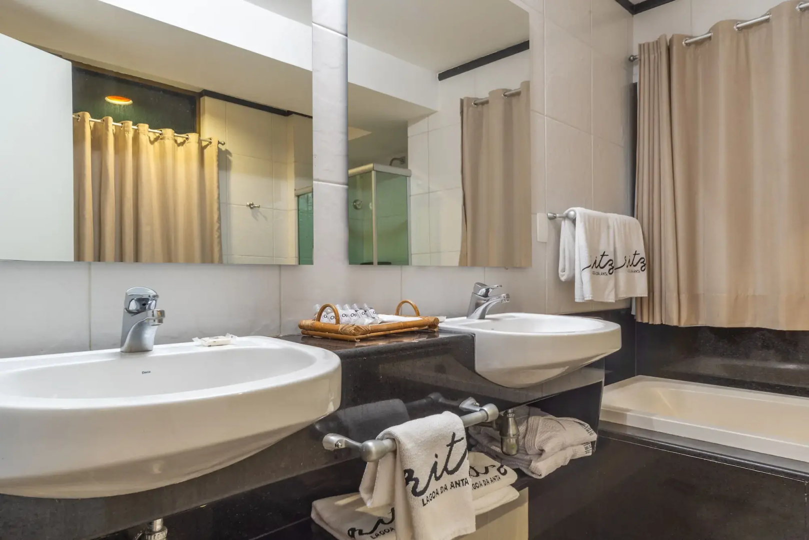 Foto - Ritz Lagoa da Anta Hotel & SPA