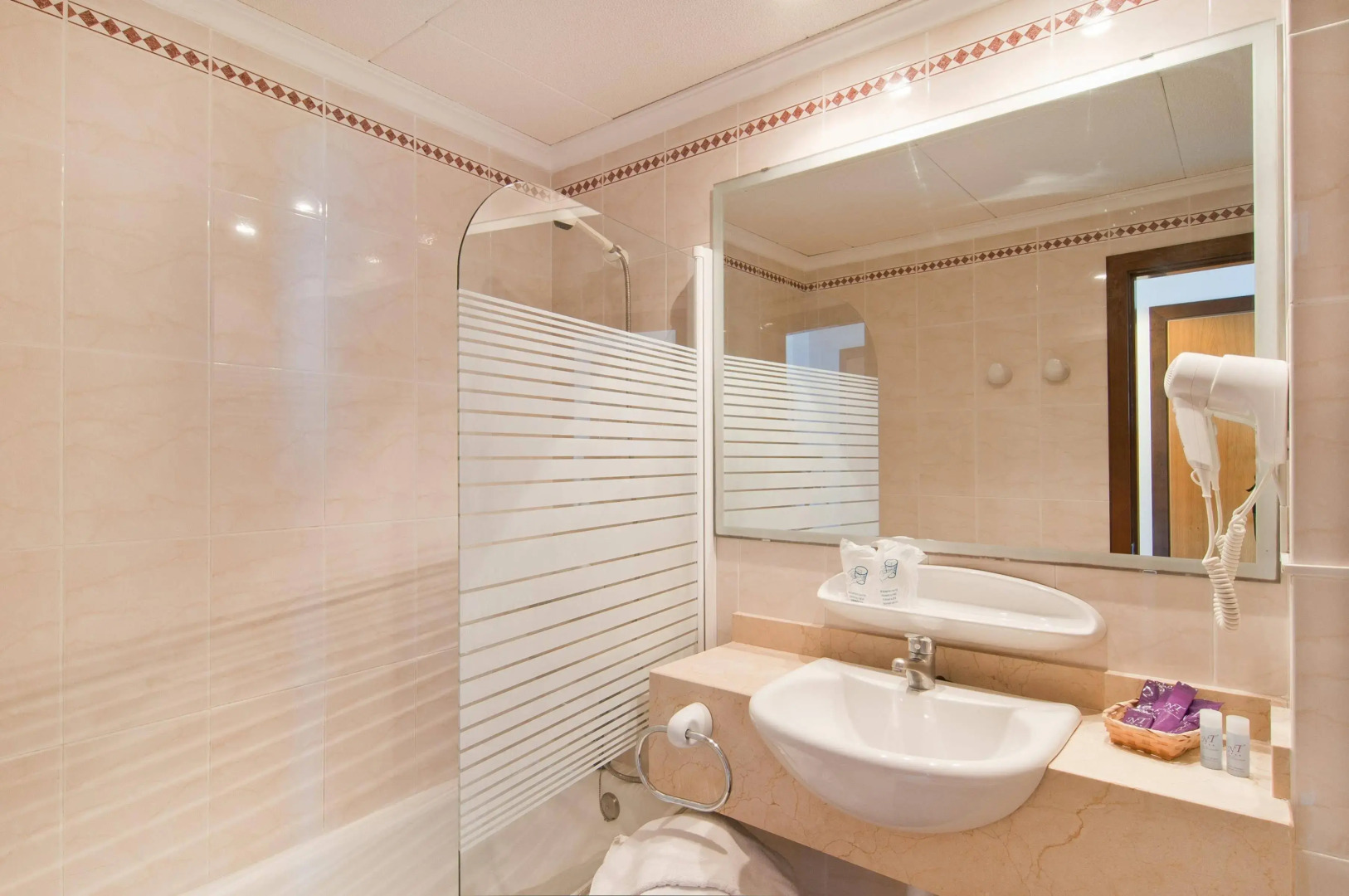 Photo - Hotel Na Taconera