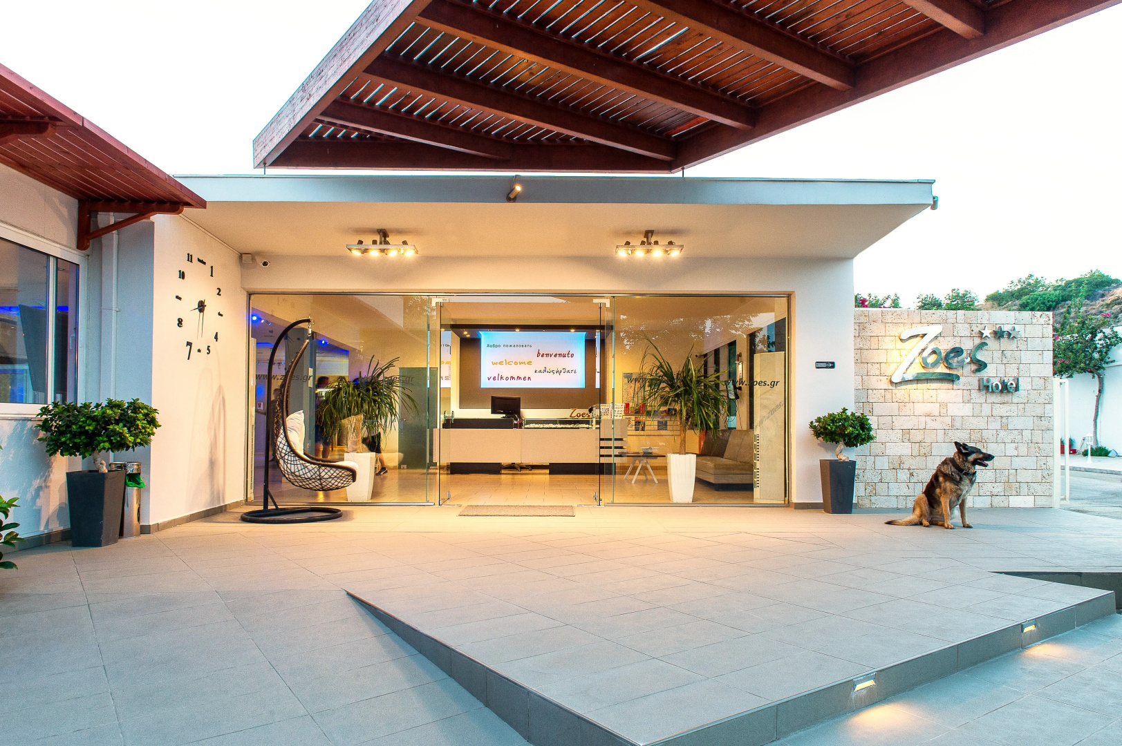 Foto - Zoes Hotel & Suites