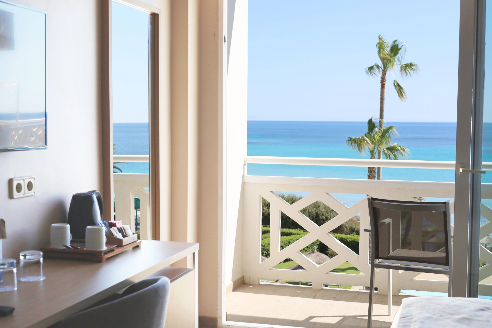 Photo - Seth Santo Tomás