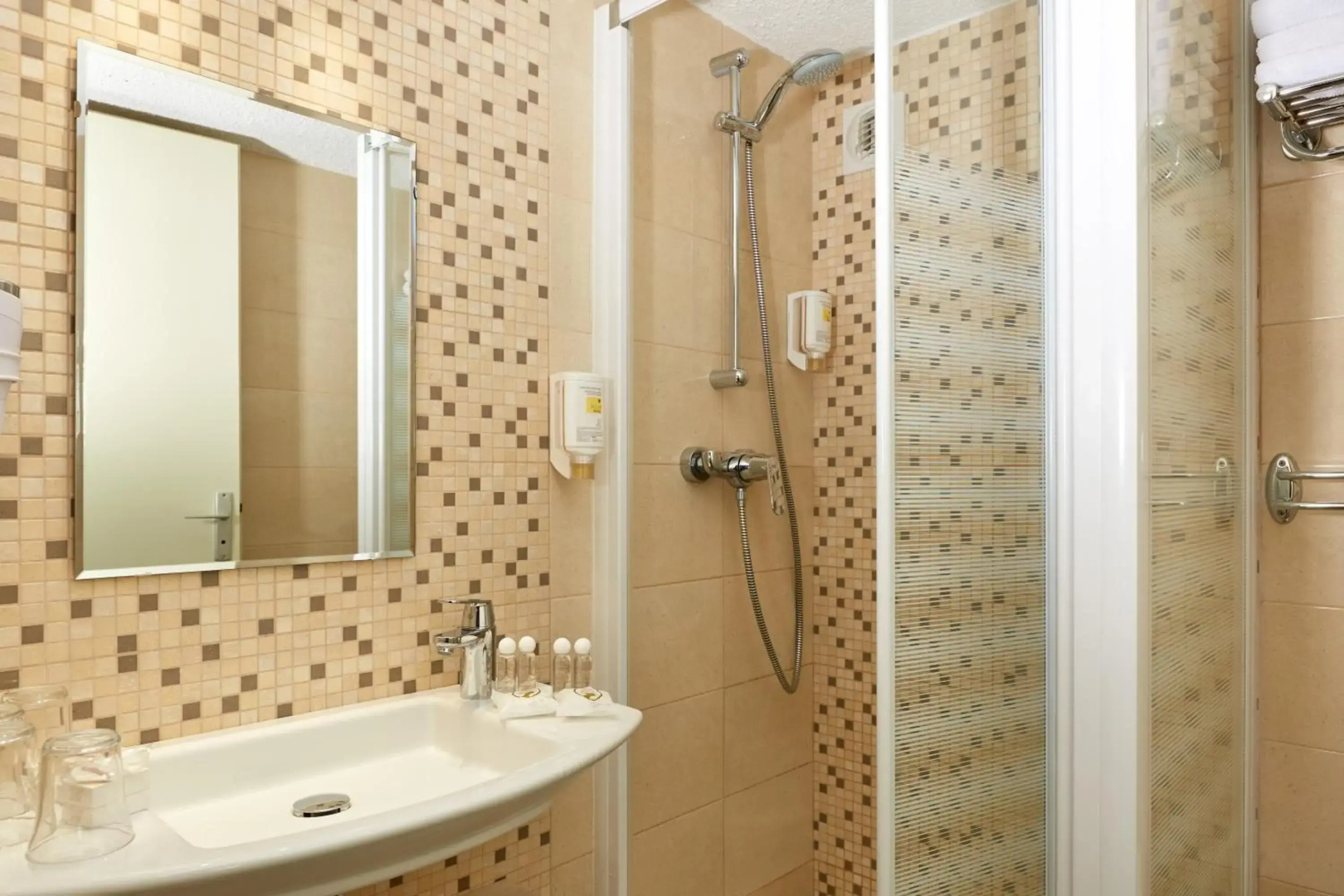 Photo - Hotel Roissy Lourdes