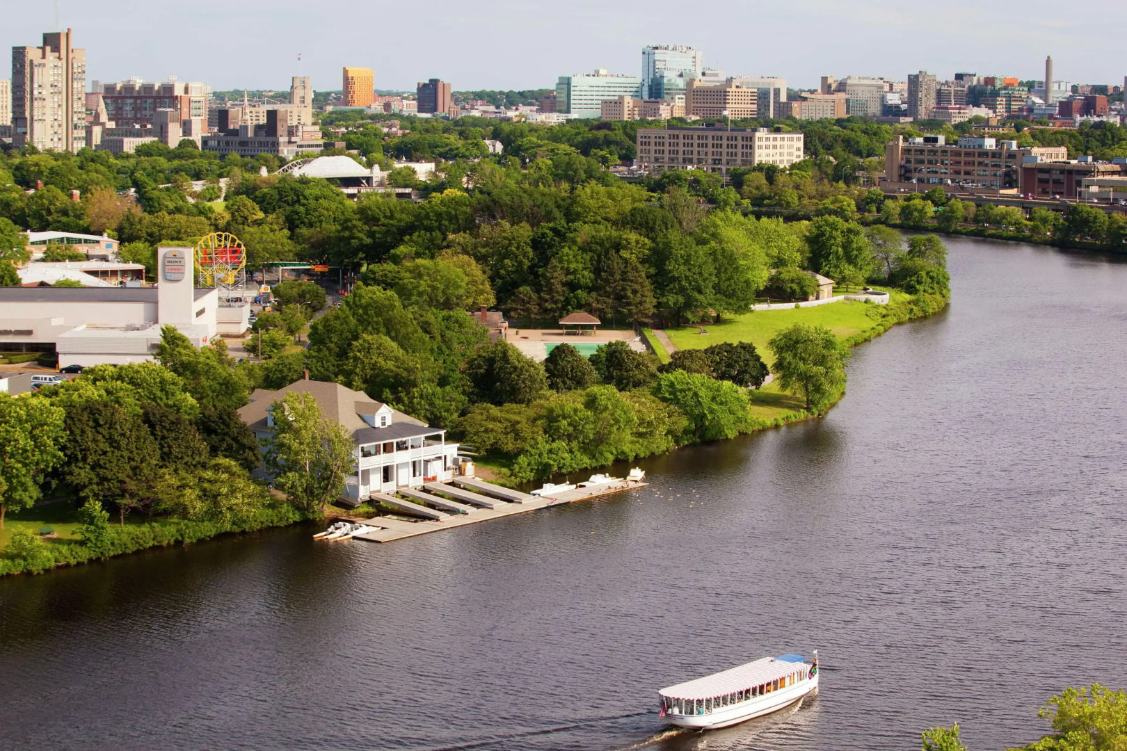 Foto - DoubleTree Suites by Hilton Hotel Boston - Cambridge