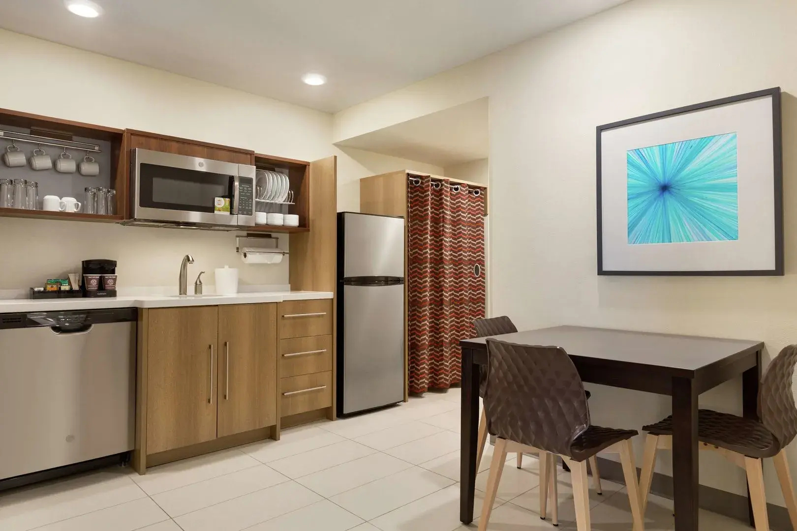 Photo - Home2 Suites by Hilton Portland Airport OR