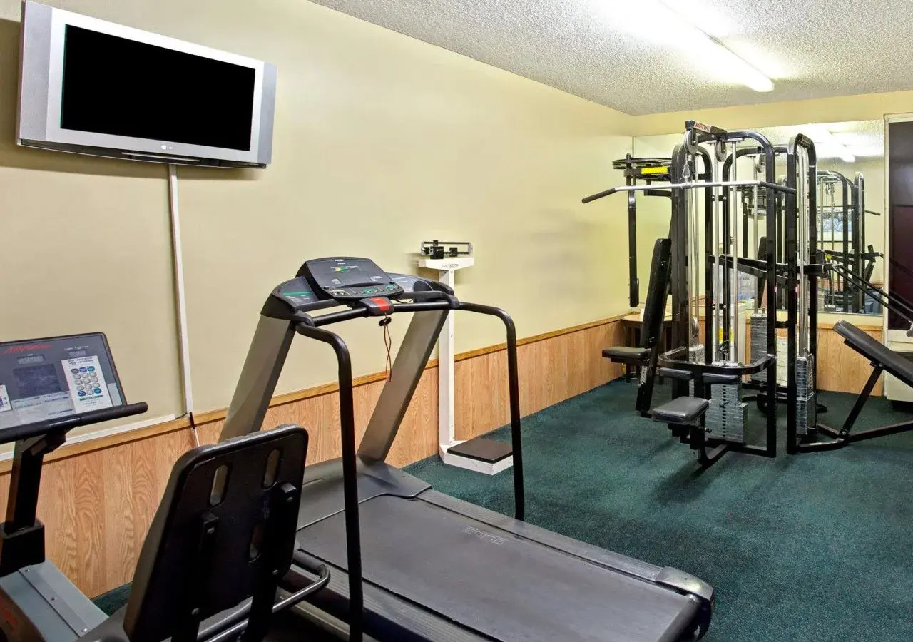 Photo - Best Western Plus Commerce Hotel