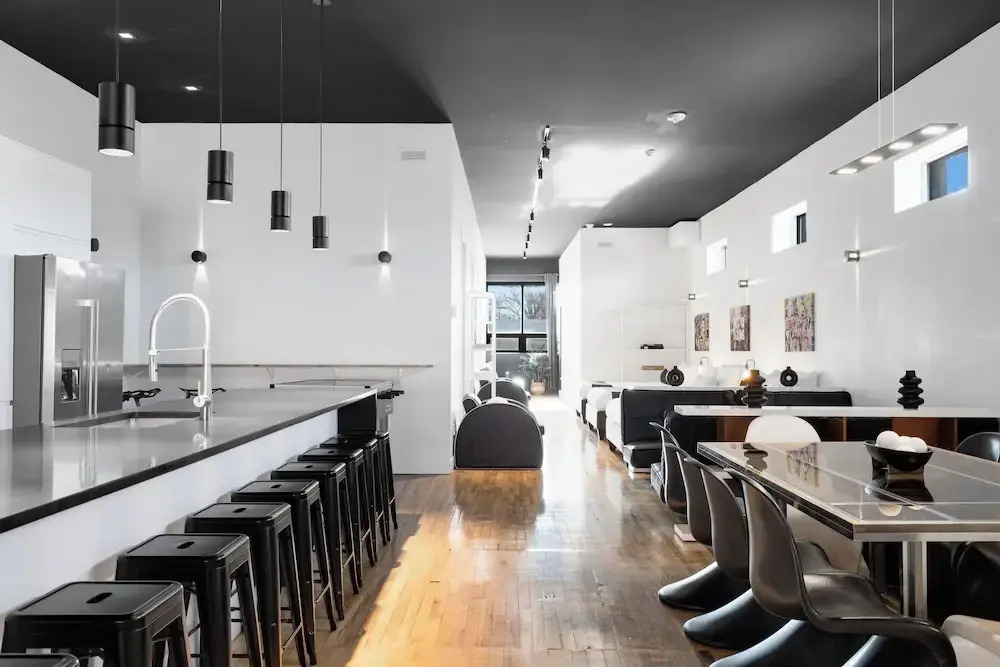 Foto - LiV MTL Plaza